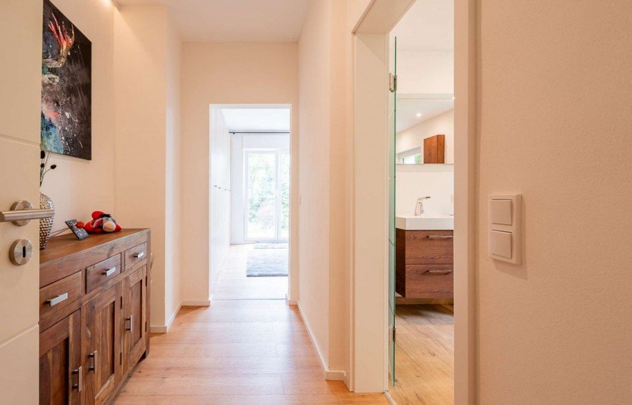 18373 Flur Bungalow Oberkail