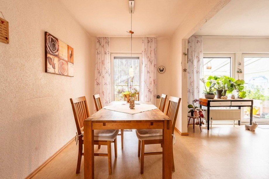 18380 Esszimmer Haus Rockeskyll