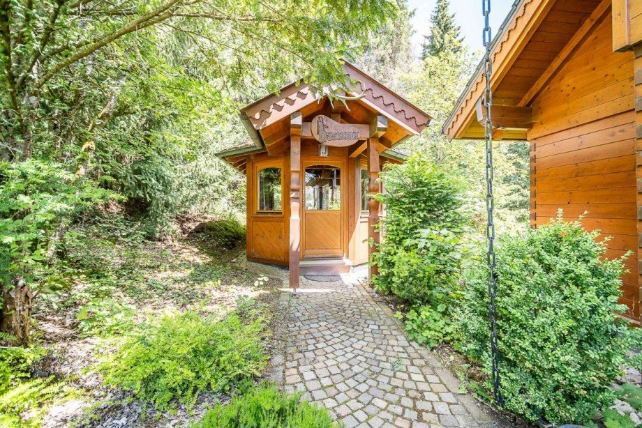 18383 Gartenpavillon mit K�che Haus Rockeskyll