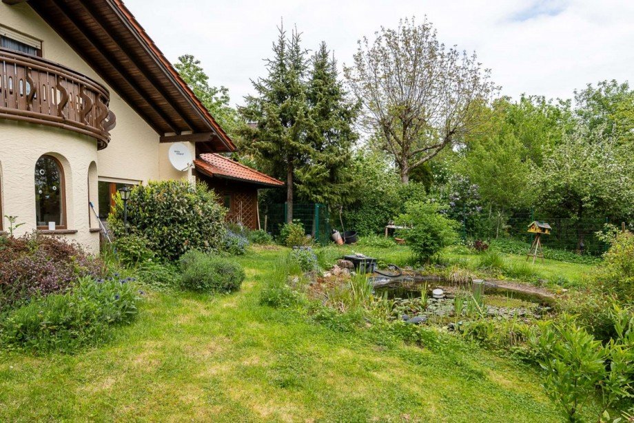 18371 Au�enbereich Haus Feusdorf