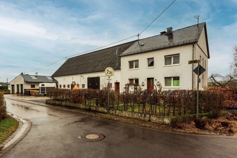 18109 Au�enansicht Gindorf Einfamilienhaus Freistehendes Einfamilienhaus in Gindorf - privates Bieterverfahren