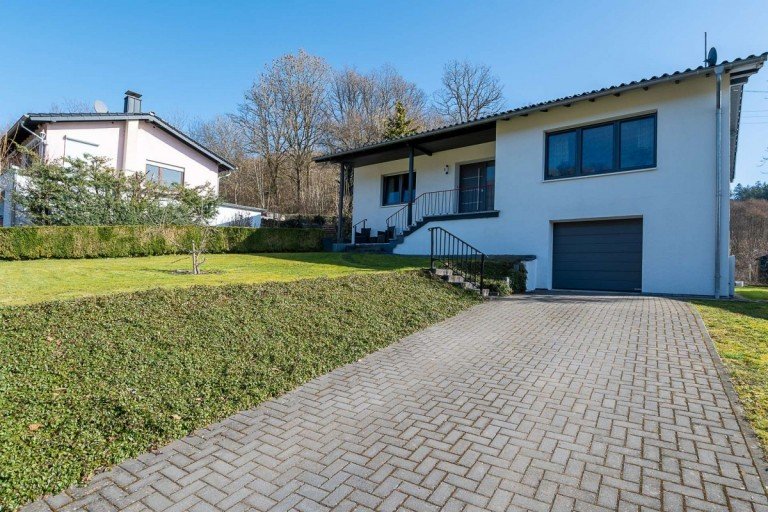 18365 Au�enansicht Sankt Thomas Haus Freistehendes Einfamilienhaus in Waldrandlage Sankt Thomas - 2018 kernsaniert - 3 Schlafzimmer