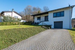 Hauptbild Freistehendes Einfamilienhaus in Waldrandlage Sankt Thomas - 2018 kernsaniert - 3 Schlafzimmer