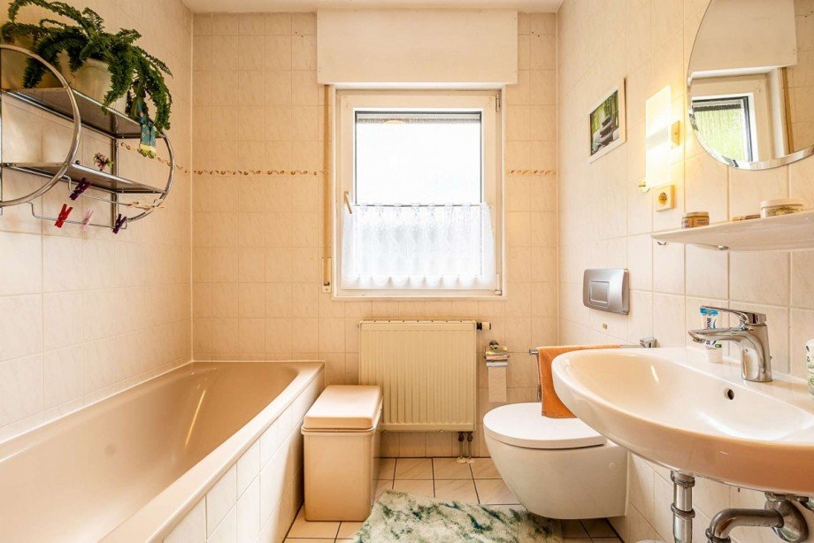 18380 Badezimmer Haus Rockeskyll