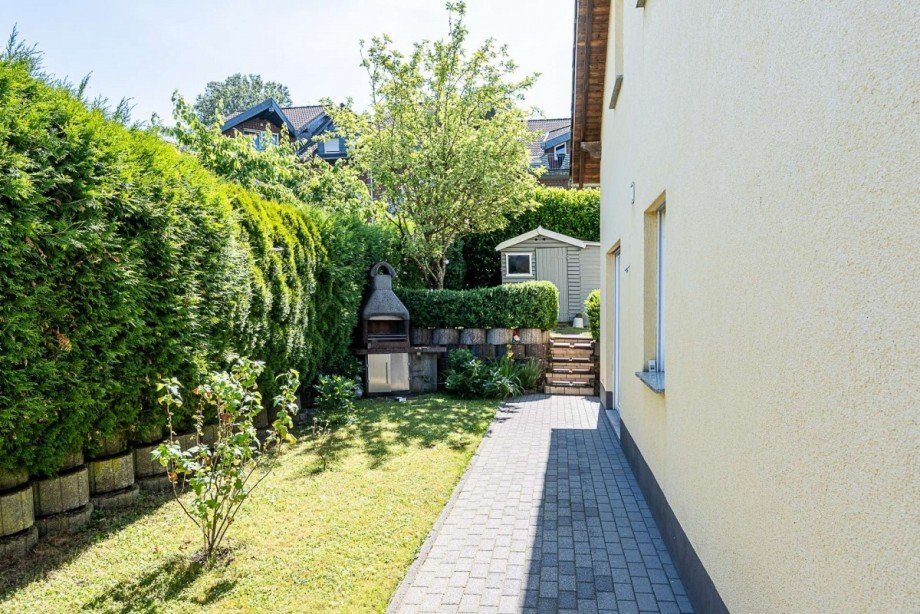 18387 Au�en Haus Gerolstein
