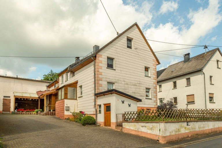 18135 Au�enansicht Kolverath Einfamilienhaus Freistehendes Einfamilienhaus mit Einliegerwohnung in Kolverath