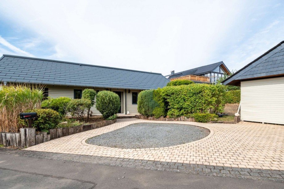 18394 Au�enansicht Bungalow Bettenfeld