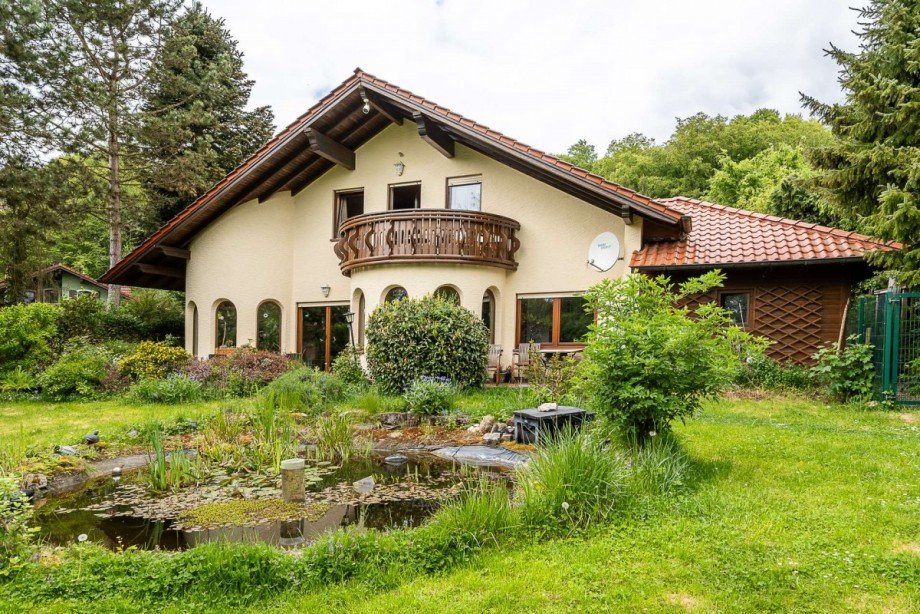 18371 Au�enansicht Haus Feusdorf