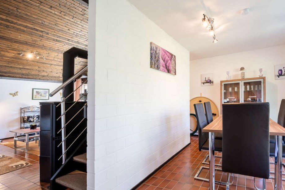 18372 Bauliche Trennung zwischen Wohn- und Essbereich Haus Lissendorf