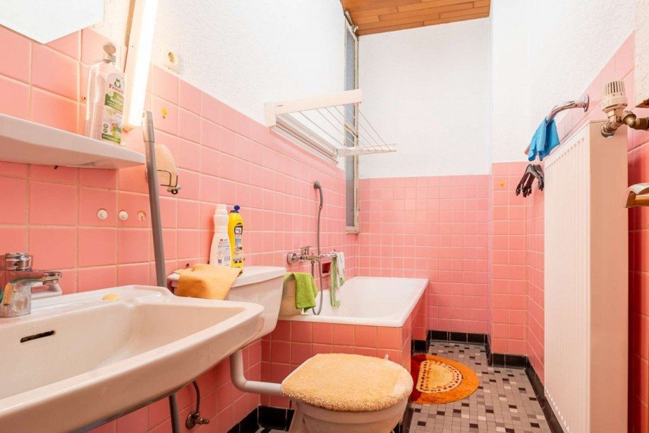 18391 Badezimmer Reiheneckhaus Pelm