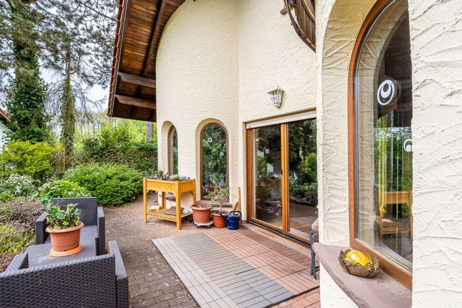 18371 Au�enbereich Haus Feusdorf