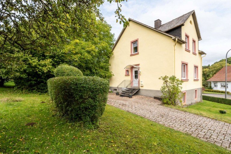 18344 Au�enansicht Gerolstein Einfamilienhaus Freistehendes Einfamilienhaus in Gees - 4 Schlafzimmer & 2 Badezimmer - tolles, teilbares Grundst�ck