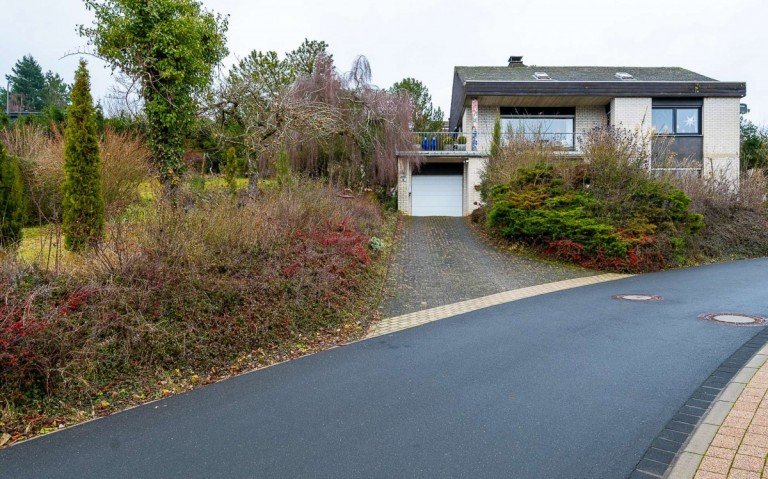 18357 Au�enansicht Sch�necken Einfamilienhaus Freistehendes Einfamilienhaus + unbebautes Nachbargrundst�ck in Sch�necken - ruhige Lage