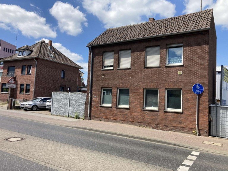Au�enansicht Alsdorf Einfamilienhaus Freistehendes Einfamilienhaus in Alsdorf