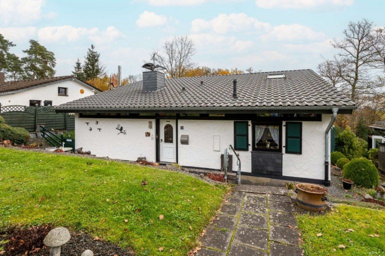 18271 Au�enansicht Lissendorf Haus Freistehendes Wohnhaus mit drei Schlafzimmern & Garten im Feriengebiet Lissendorf - PROVISIONSFREI