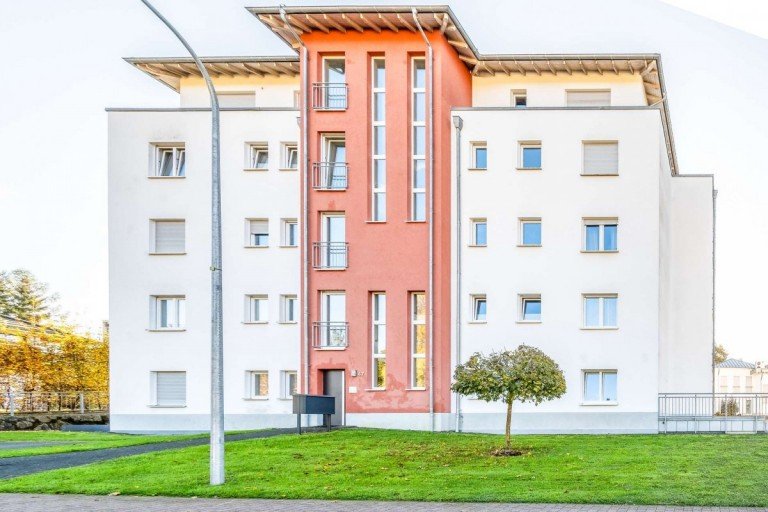 18269 Au�enansicht Daun Wohnung Moderne Eigentumswohnung mit Balkon - Tiefgarage & Aufzug - Energieautarke Nahw�rme - in Daun!