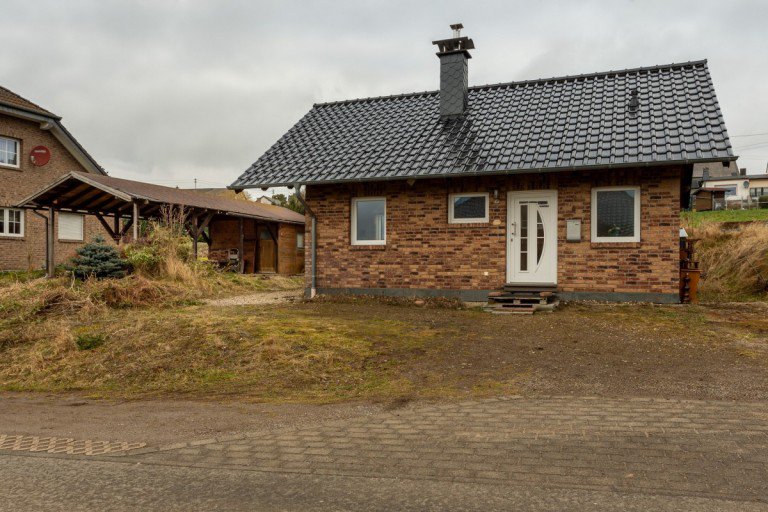 _LK_0854-HDR Wershofen Haus 