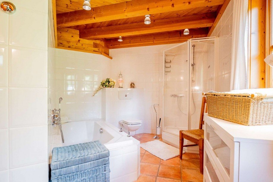 18383 Badezimmer Haus Rockeskyll